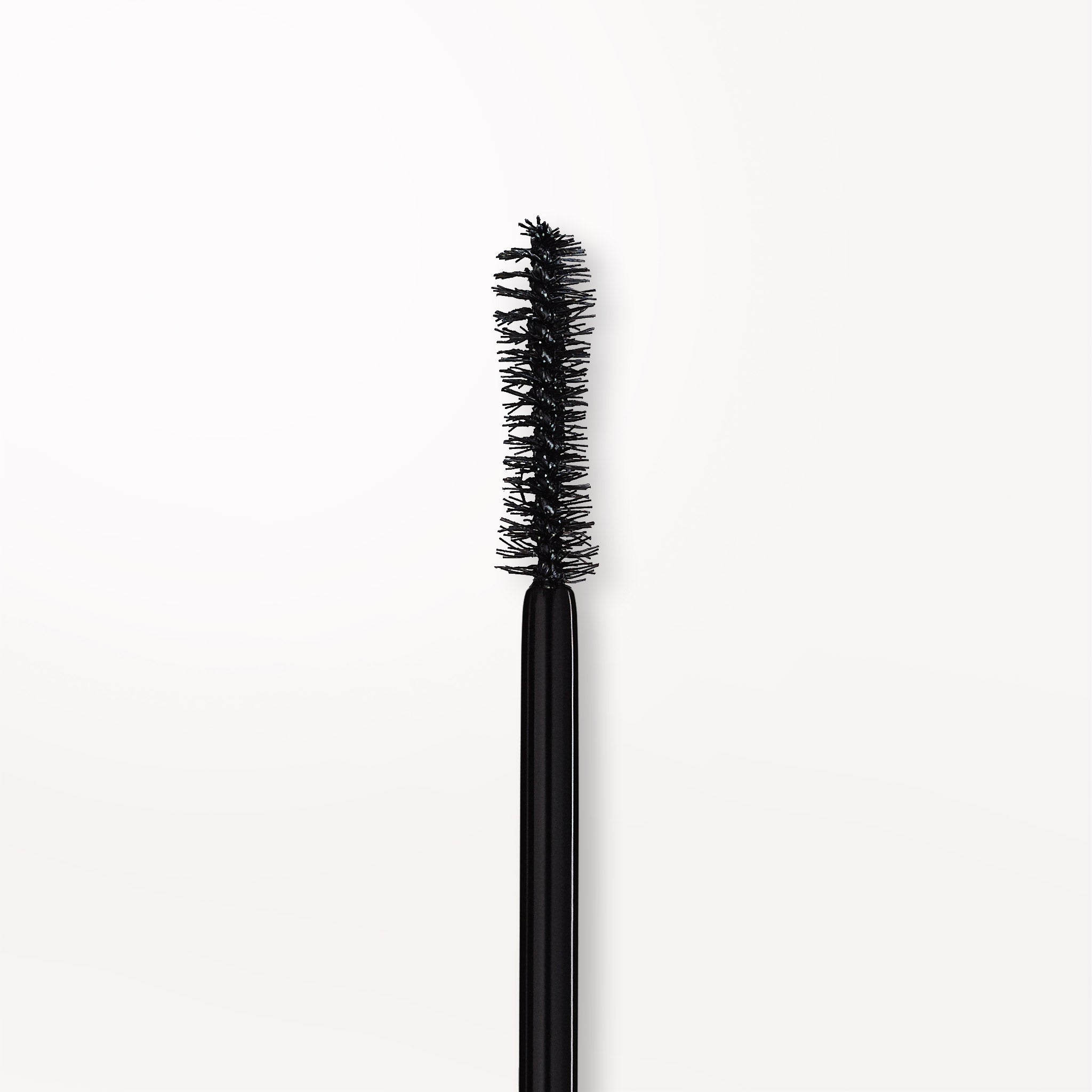 Travel Size HUGE™ Extreme Lash Mascara-Stila Cosmetics