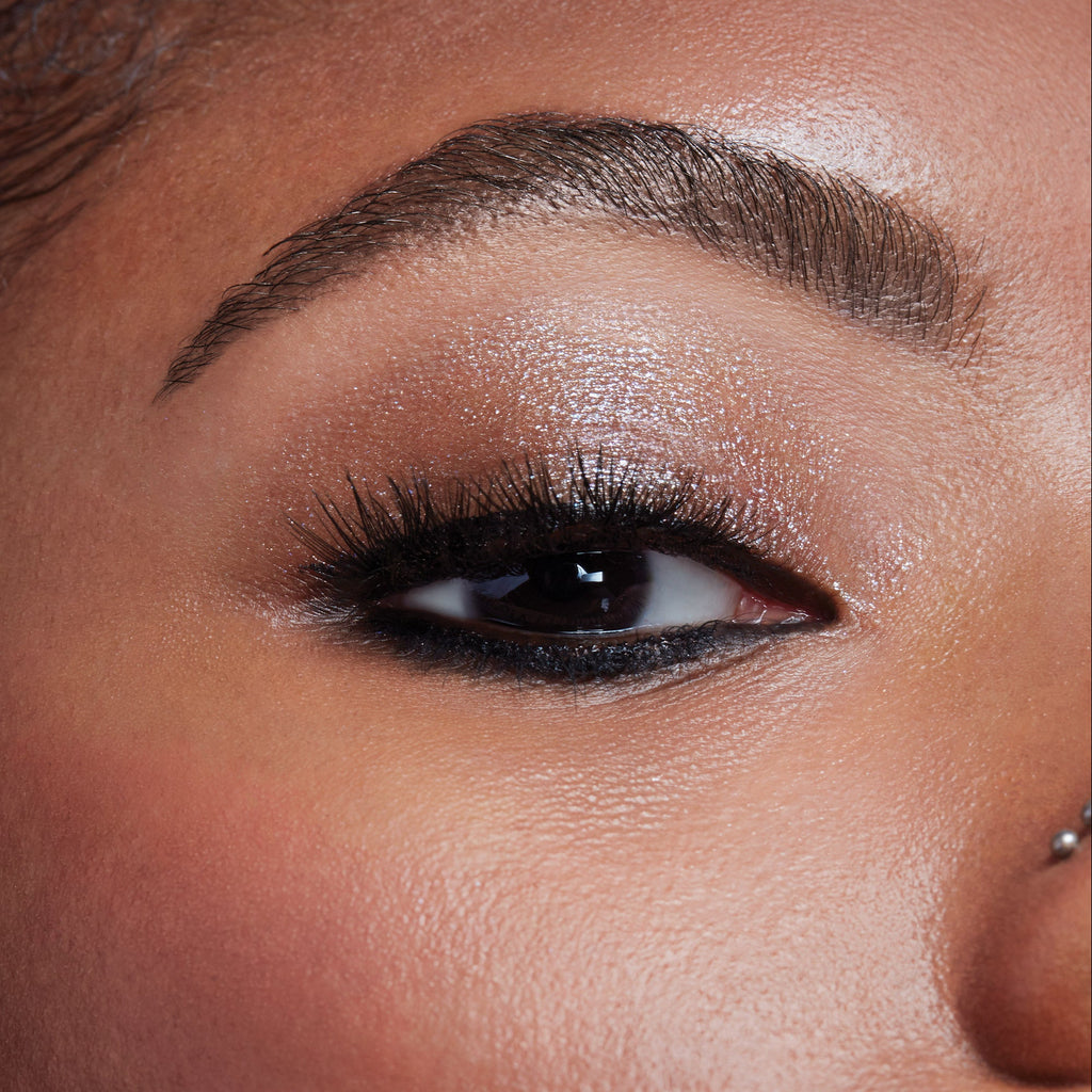 Glisten & Glow Liquid Eye Shadow-Stila Cosmetics